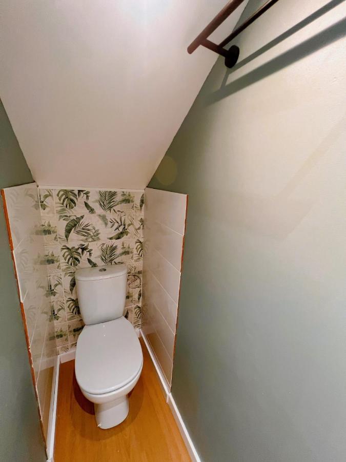 Appartement T2 Quartier Calme / Parking Gratuit Saint-Julien-les-Villas Exterior foto